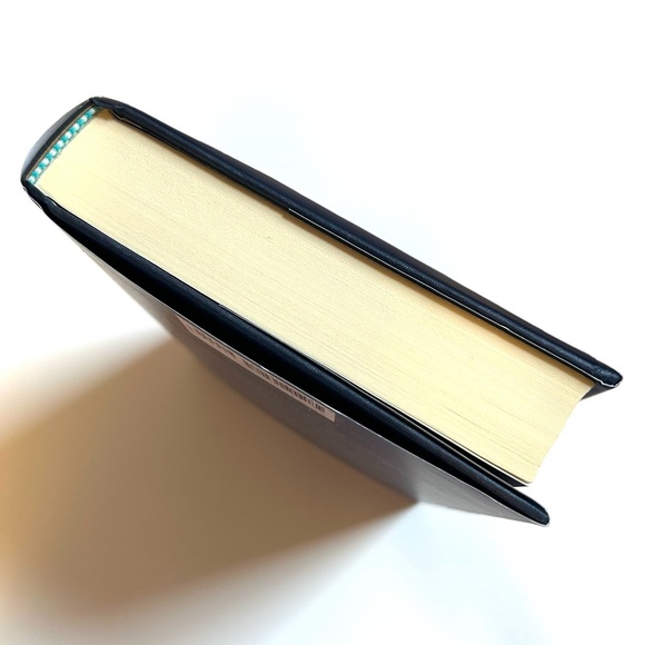 CHOSEN ONES by Veronica Roth First Edition Hardcover Book With Dust Jacket - Picture 15 of 16